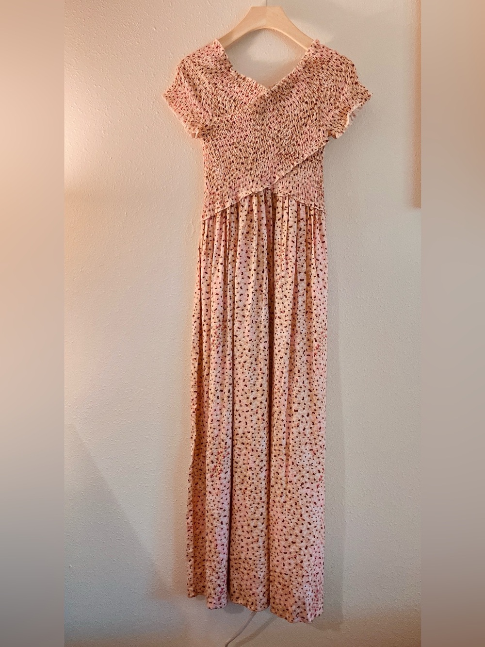 Jessica Simpson Blush Floral V-Neck Smocked Maxi Dress Shortsleeve Small cottage - Picture 2 of 7